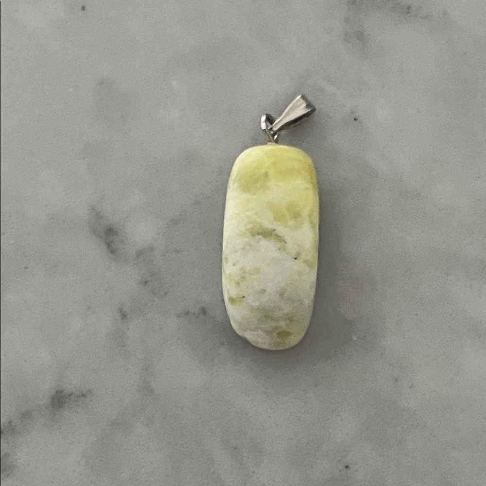 Natural Stone Green Pendant Necklace